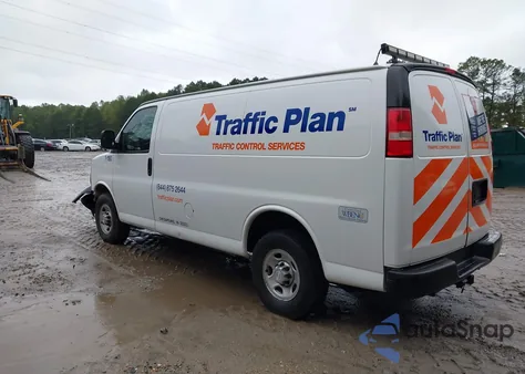 2017 Chevrolet Express 2500 Work Van from USA, damaged, VIN 1GCWGAFF9H1138777